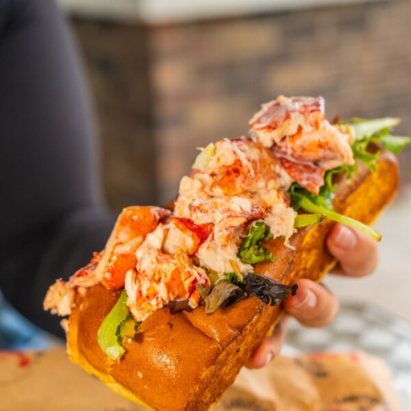 Lobster Roll Kit - fresh Lobster meat shipped to your home